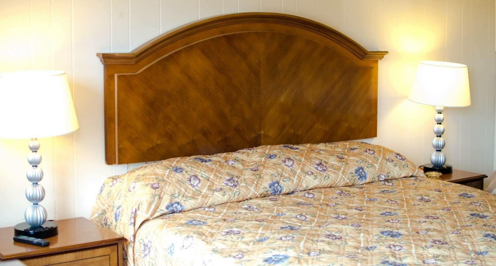 Lee High Inn Fairfax Extérieur photo